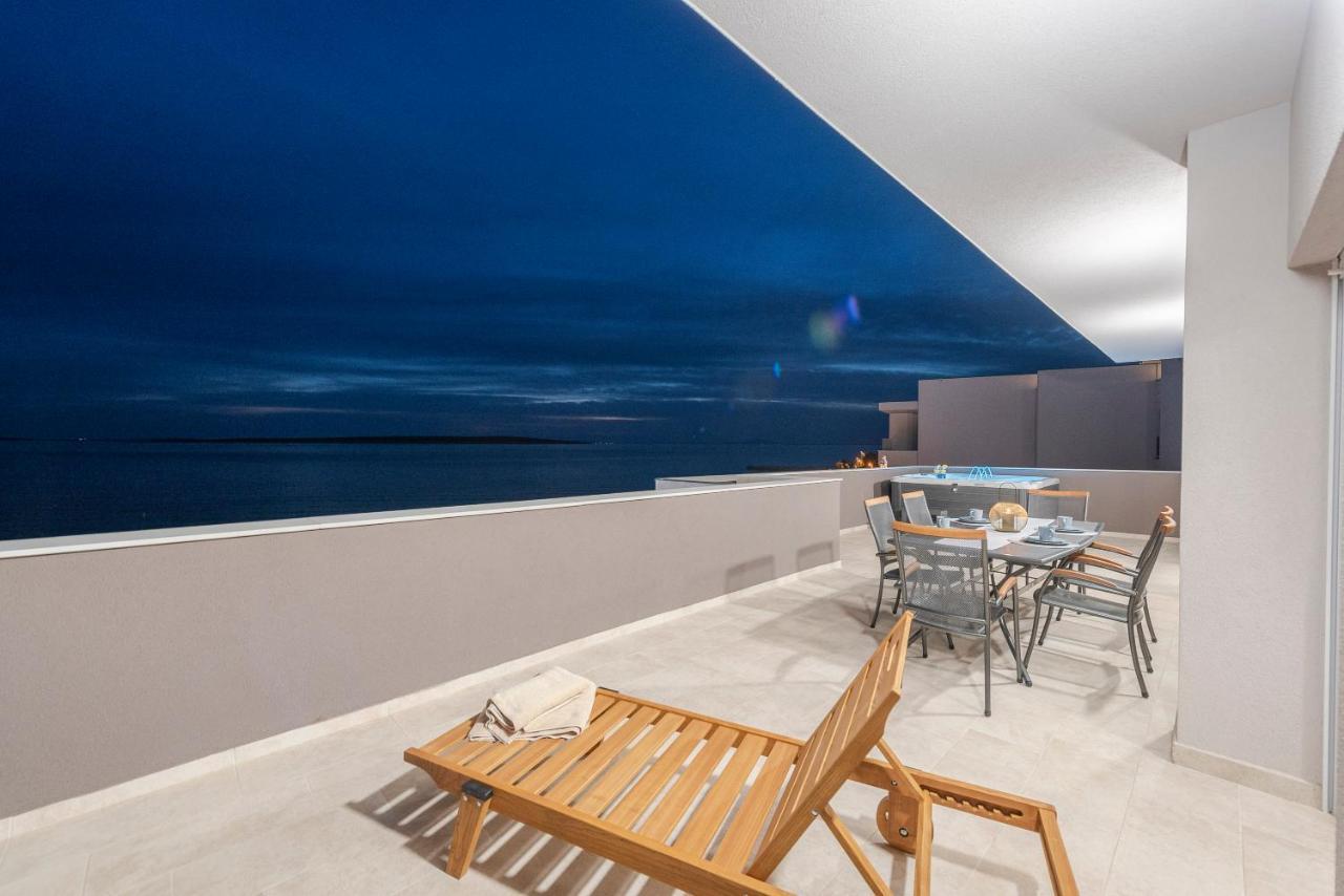 Villa Eni Apartments 1 Мандре Экстерьер фото