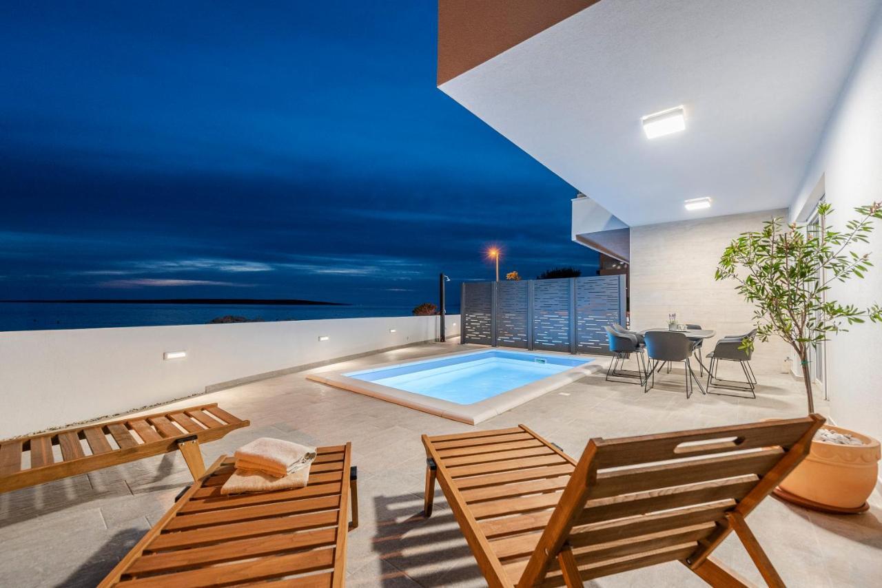Villa Eni Apartments 1 Мандре Экстерьер фото