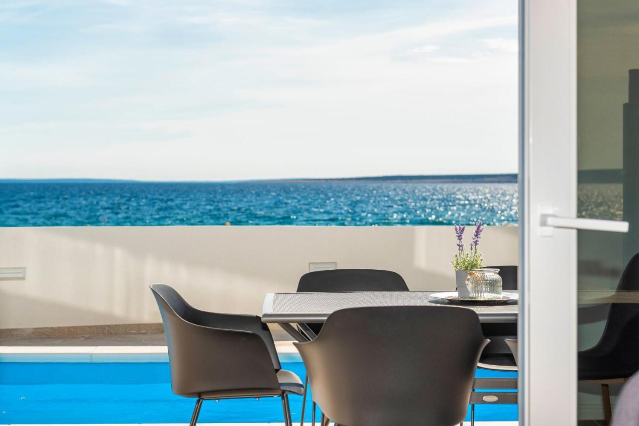 Villa Eni Apartments 1 Мандре Экстерьер фото